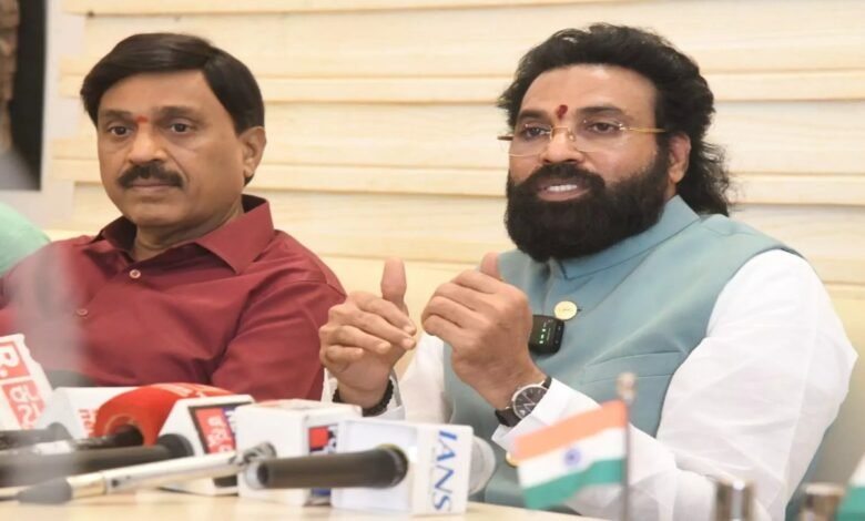 Petrol in soda bottle, gunman firing: Is this a movie-style murder plan ? Reddy alleged