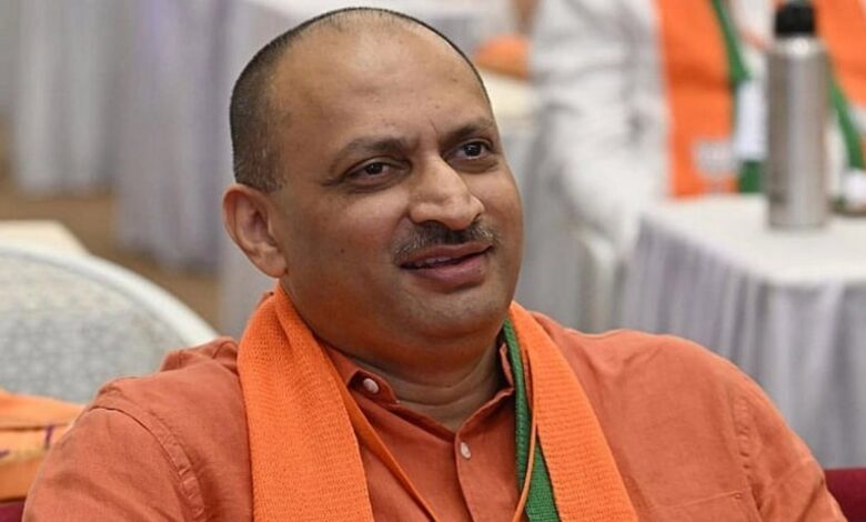 Ananth kumar hegde likely to make political comeback, to address Hindu sangam in Bhatkal