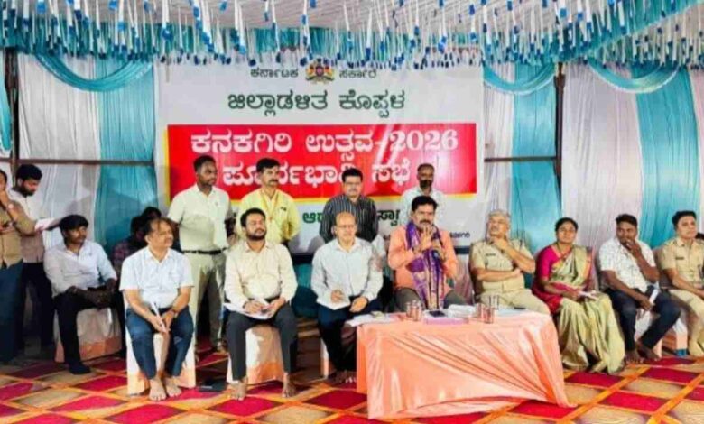 Minister’s son on stage sparks protocol row at Kanakagiri Utsav meeting