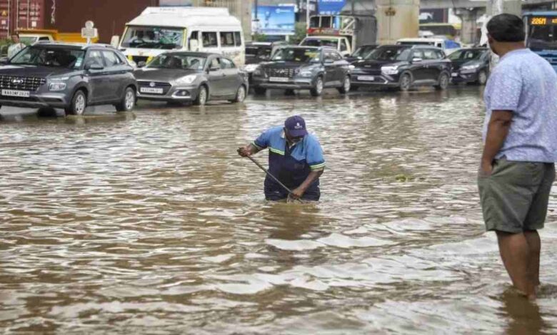 Record rainfall lashes Bengaluru, IMD issues yellow alert for next three days