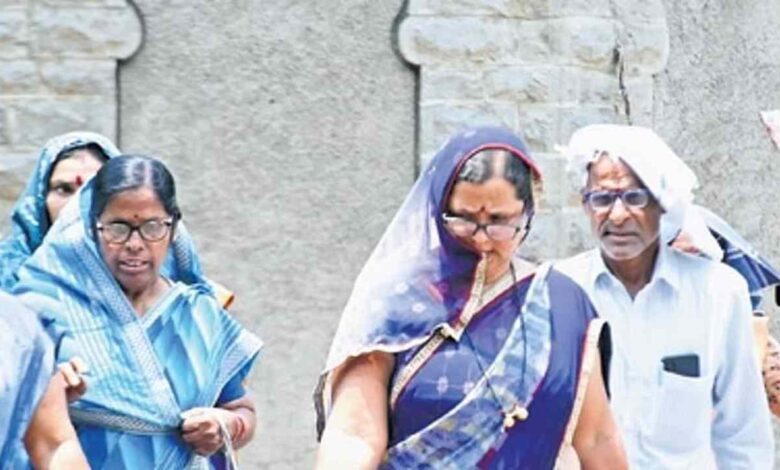 Kalaburagi reels under extreme heat as temperature touches 45°C, orange alert issued