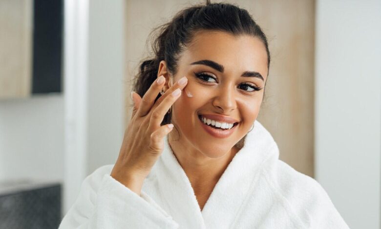 How To Choose The Right Moisturiser For Your Skin Type Without Damaging Your Skin