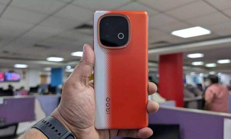 iQOO Neo 10 New Colour Variants Go on Sale Today with Strong Specs and Launch Offers