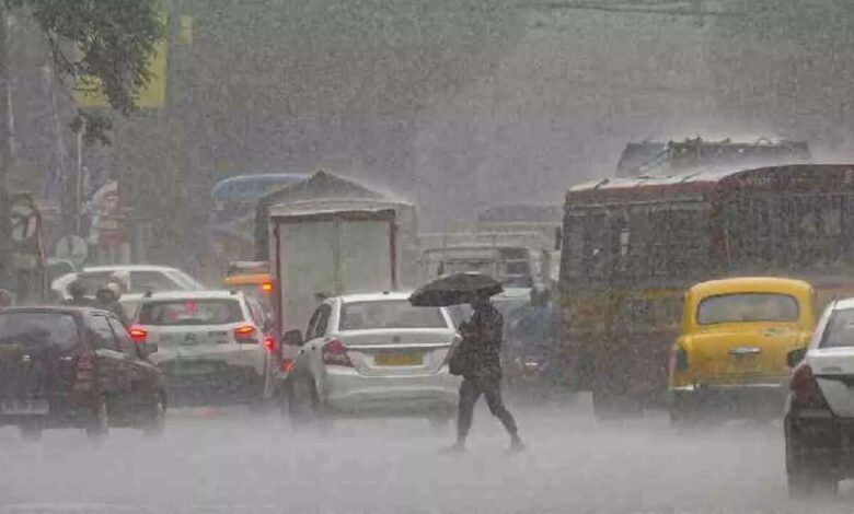 Heavy Rain Alert Issued for Eight Karnataka Districts