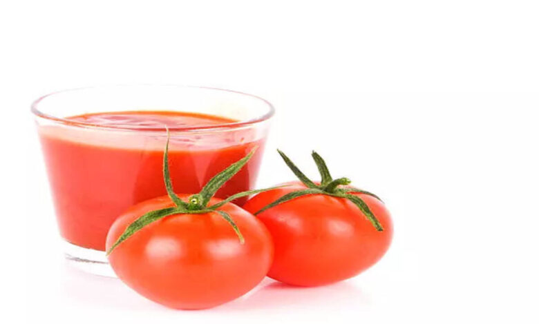 Tomato Juice for Hair Care Benefits That May Surprise You
