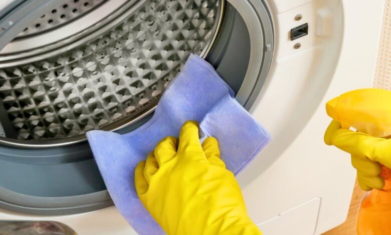 Washing Machine Cleaning Hack Using Vinegar and Baking Soda to Remove Bad Smell and Restore Fresh Performance