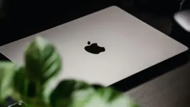 Apple Reportedly Preparing Touchscreen MacBook Pro With Samsung OLED Display