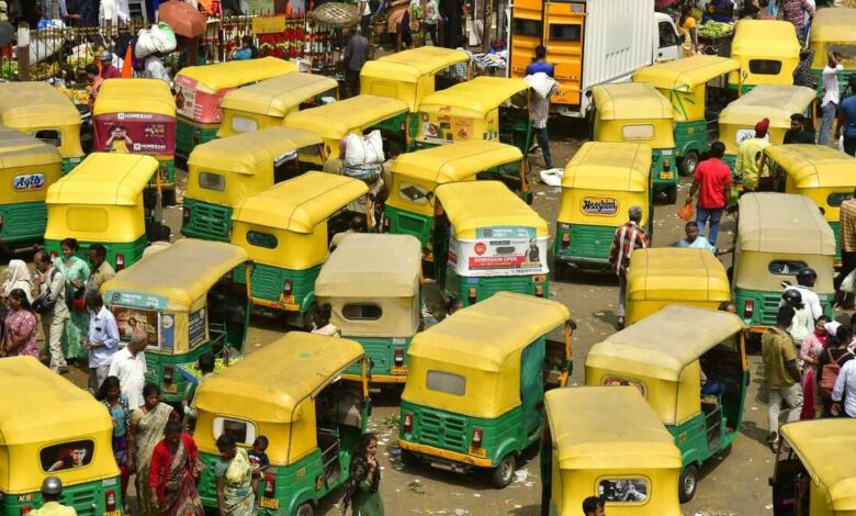Bengaluru Police Warn Passengers Against Boarding Cabs or Autos With Mismatched Registration Numbers