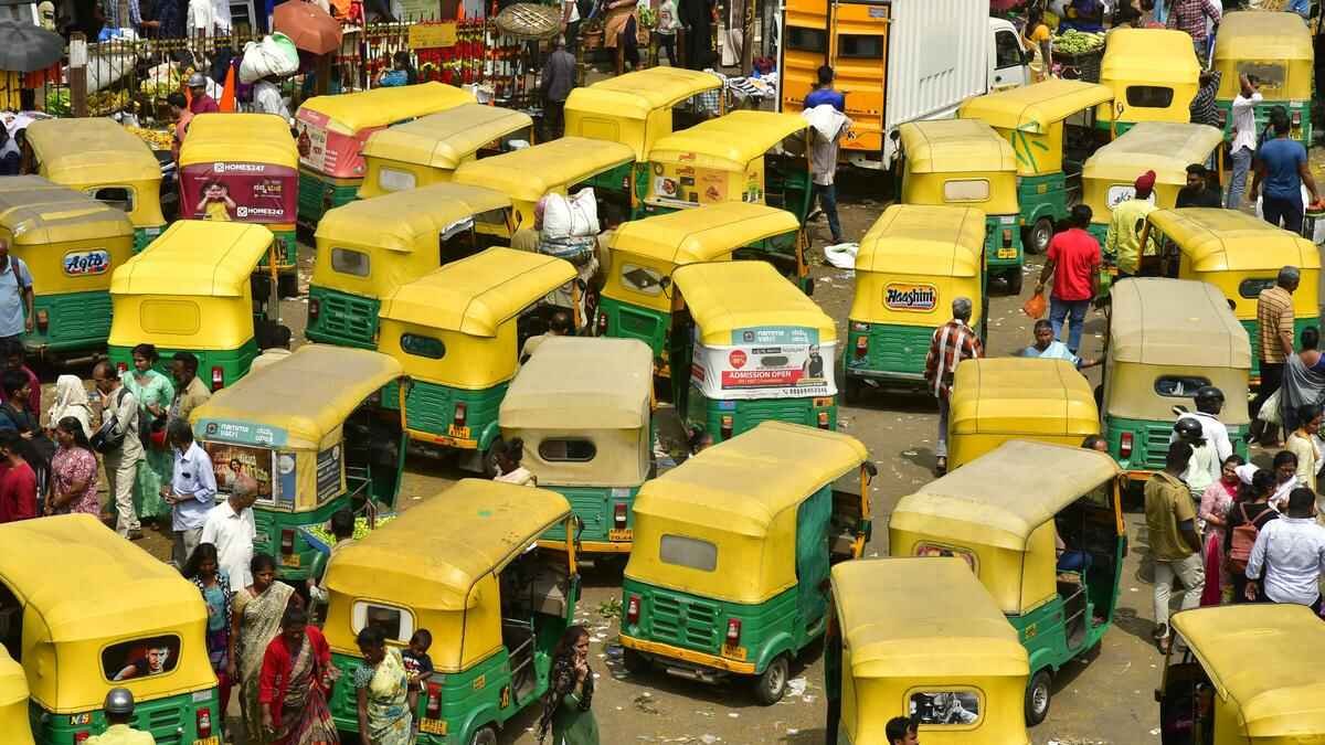 Bengaluru Police Warn Passengers Against Boarding Cabs or Autos With Mismatched Registration Numbers