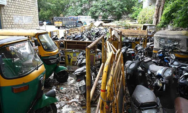 Bengaluru’s Seized Vehicles Turn Into Rusting Waste Due To Delayed Disposal