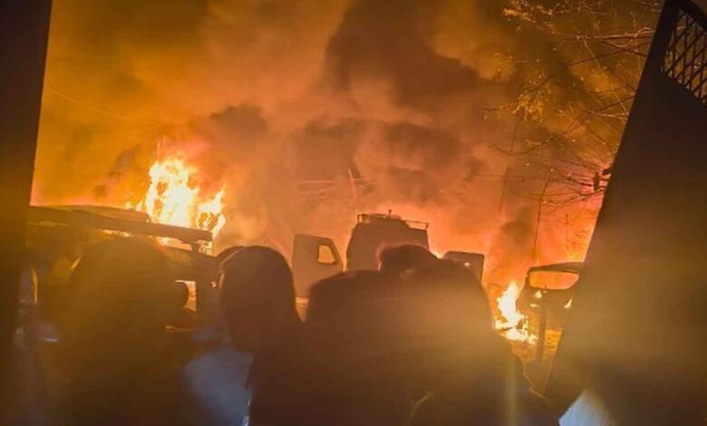 Car Explosion Outside Bar in Bagalkot Triggers Panic as Major Tragedy Is Averted