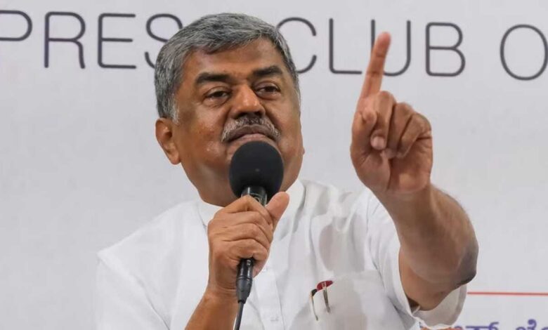 Hariprasad Defends Umar Khalid Posters at NEET Protest Calls for Amit Shah’s Resignation