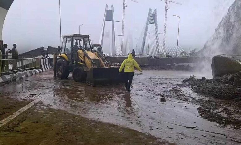 Heavy Rain Floods Mumbai Pune Expressway Tunnel After Landslide Forces Road Closure