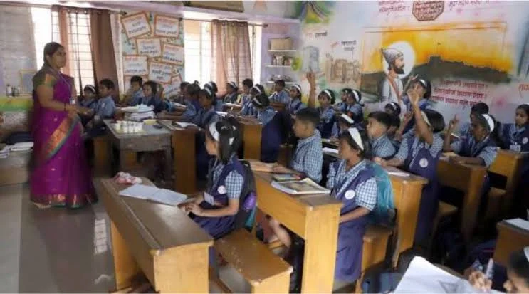 Karnataka Reports Highest Secondary School Dropout Rate Among Girls in Major States