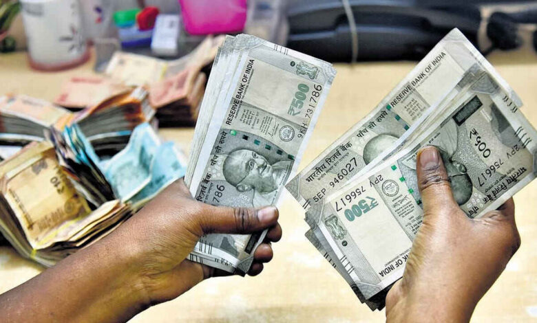 Large Cash Deposits? These Bank Transactions May Attract Income Tax Notice