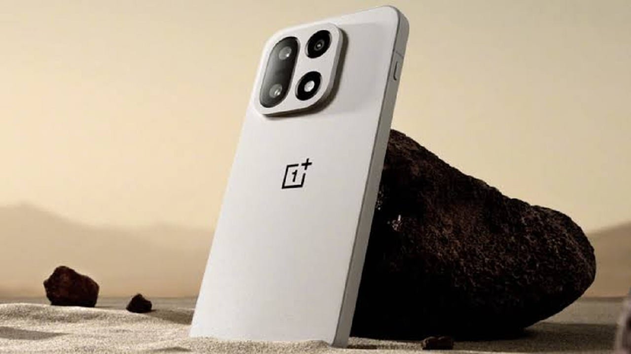 OnePlus 16 Leak Suggests October Launch With Massive Battery and Flagship Hardwar