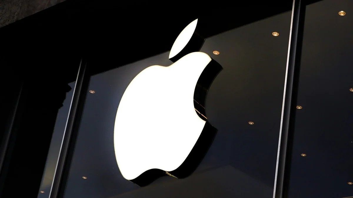 Apple Crosses Ten Billion Dollar Revenue in India Despite Selling Fewer iPhones