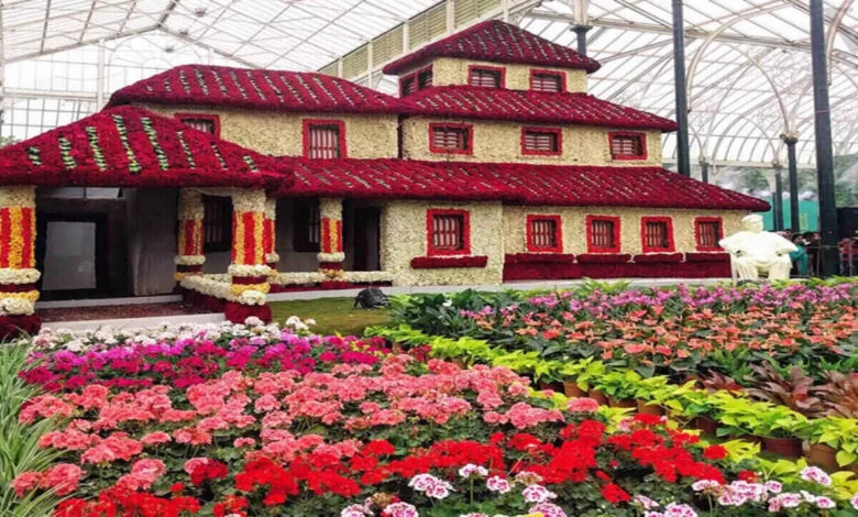 Lalbagh Flower Show Opens in Bengaluru Featuring Bahubali and Talakadu Floral Masterpieces