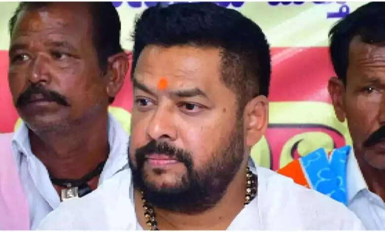 Opposition Slams Karnataka Government Over B Nagendra’s Return to Cabinet Amid Valmiki Corporation Scam Row