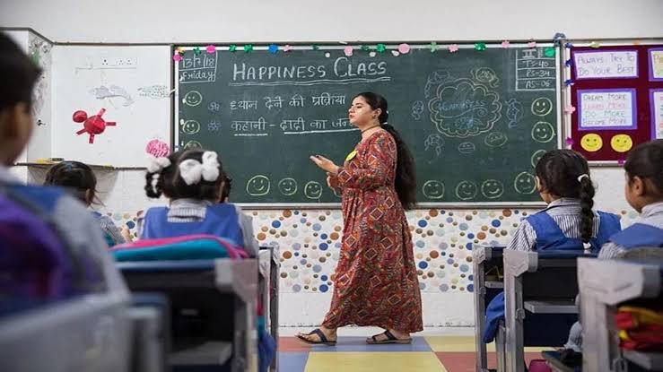 Karnataka To Bring 4000 Government Teachers Under Old Pension Scheme