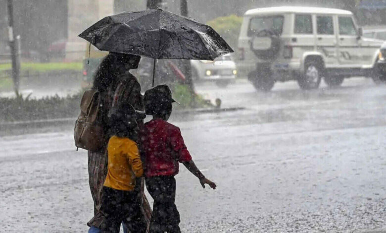 Karnataka Weather Alert: Rain and Gusty Winds Expected in Bengaluru