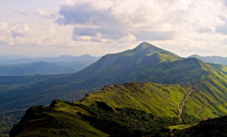 Mullayanagiri Entry Restricted on September 14 for Ganesha Festival