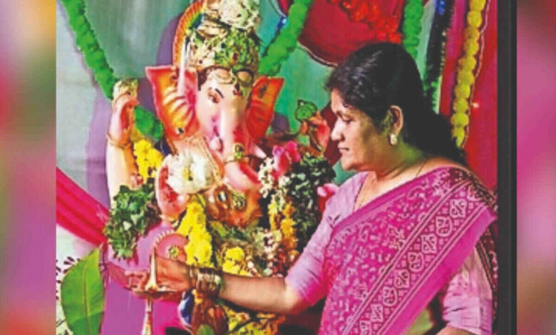 Muslim Woman Jubeda Leads Ganesh Festival Committee in Karnataka for 18 Years