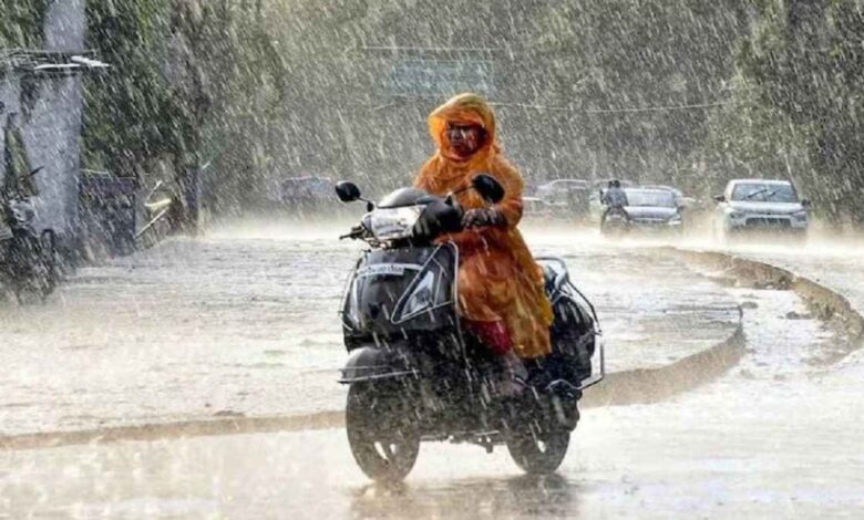 Heavy Rainfall Alert In These Places for Next 3 Days with 30-40 kmph Winds Expected