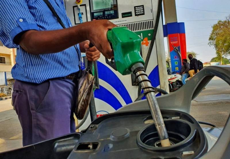 Petrol Price On October 28: Crude oil price drop, petrol and diesel price change. know