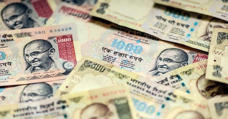 Police seize demonetised notes worth Rs 2 crore