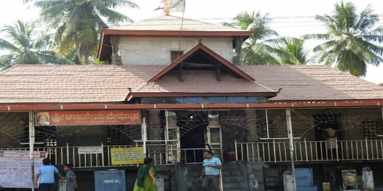 CM Bommai Big Announcement, free temples from Muzrai department in Karnataka