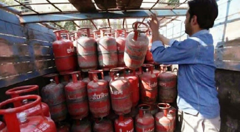 LPG Price Down Today; check latest price in your city