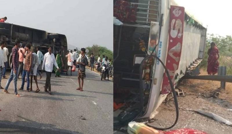 Bus Accident in Karnataka carrying 60 passengers: 8 dead and 20 injured