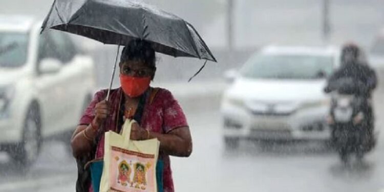 IMD Issued Heavy rainfall alert in Karnataka today, tomorrow