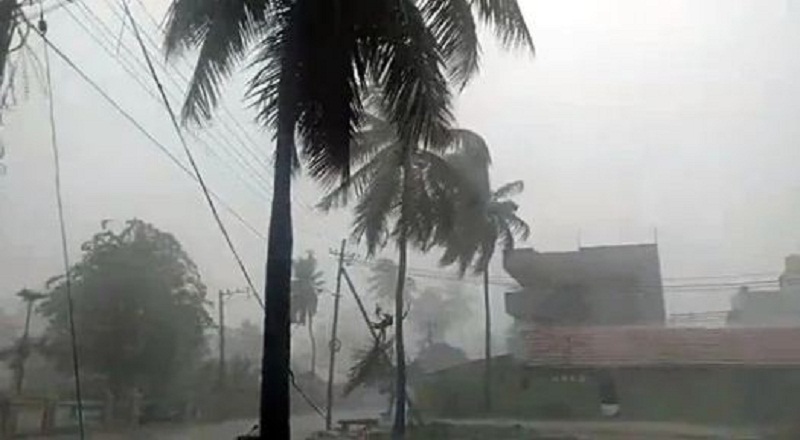 Heavy Rainfall in Karnataka: Red alert declared in 16 districts for 3 days