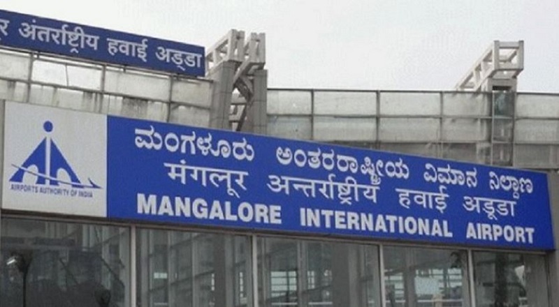 Mangaluru: passenger WhatsApp chat, flight stop in airport