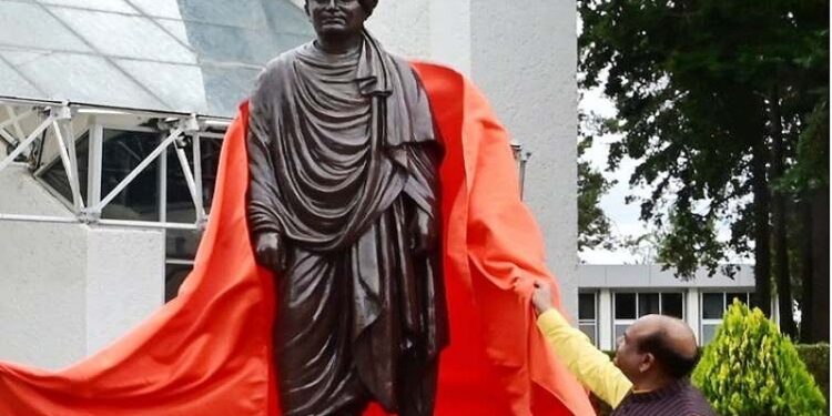 Swami Vivekananda first statue unveils in Mexico