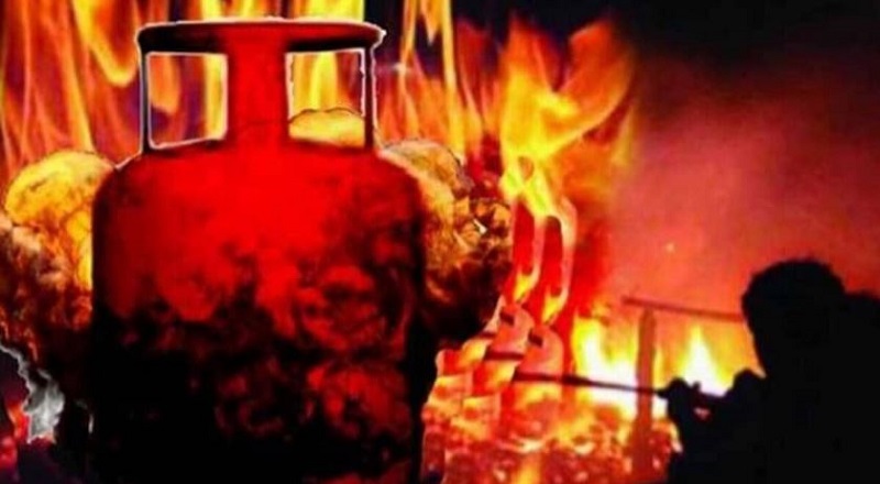 Gas Cylinders Blast: 4 Killed and 16 Injured
