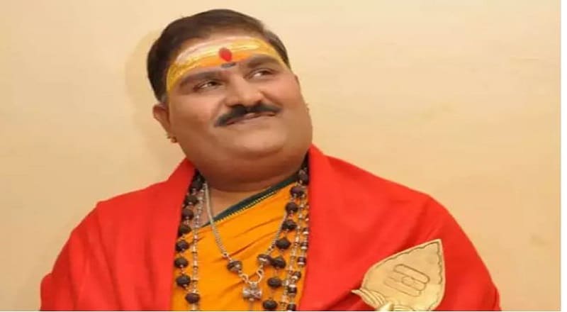 Karnataka will be divided into three states: Brahmanda Guruji big prediction