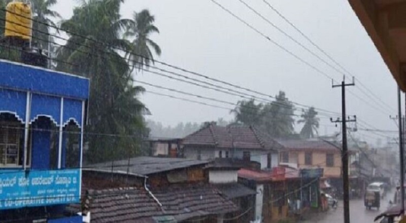 Heavy Rainfall alert in these parts of Karnataka next 3 days