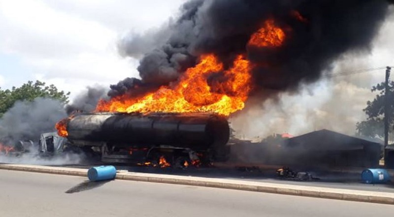 Fuel tanker explosion in South Africa; 10 died, more than 40 people were injured