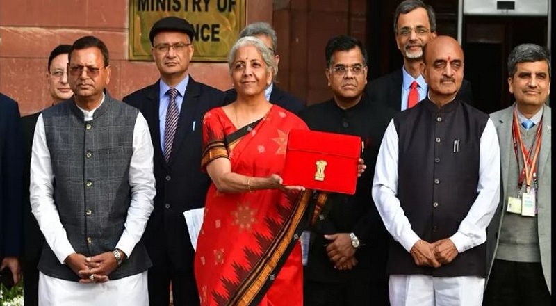 Budget 2023 Live: Income tax rule change, No tax on income up to Rs 7 lakh