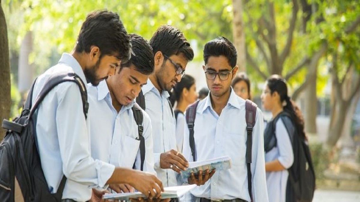 CBSE classes 10, 12 Exam begins: read these important guidelines before exam