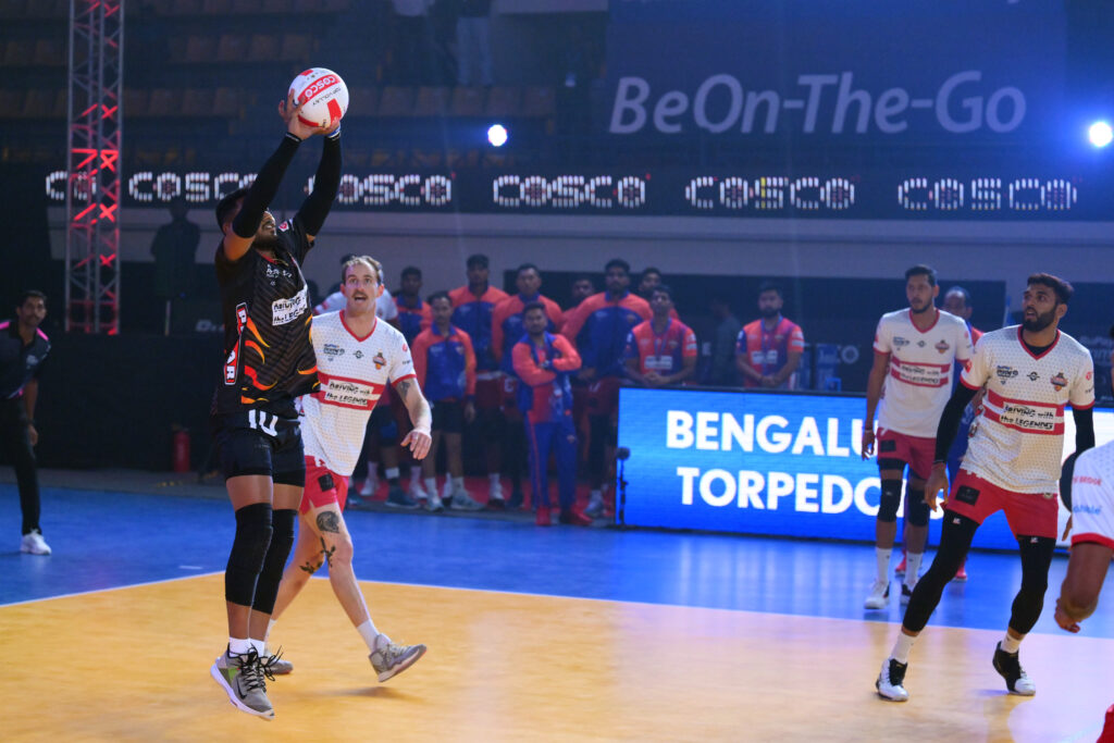 RuPay Prime Volleyball League Season 2: Kolkata Thunderbolts beat Bengaluru Torpedoes 3-2 season-opener