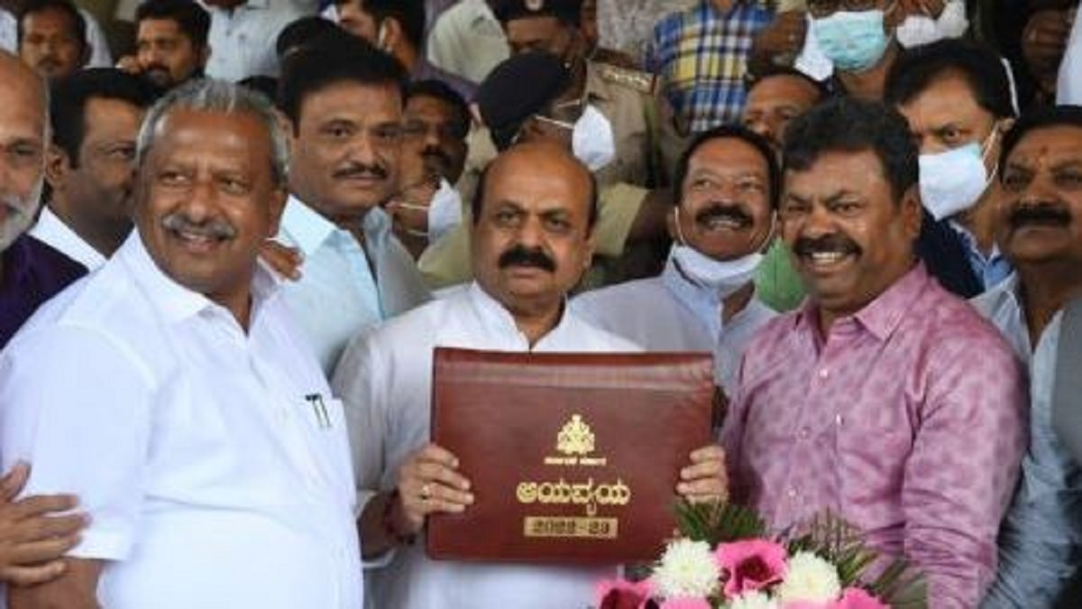 Karnataka Budget 2023 Live: Bumper for farmers, students, housewives, Auto and Taxi owner