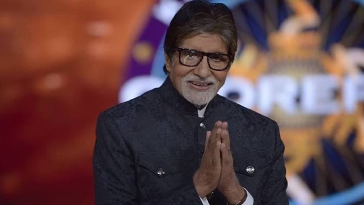 Bollywood actor Amitabh Bachchan serious injured during shooting in Hyderabad