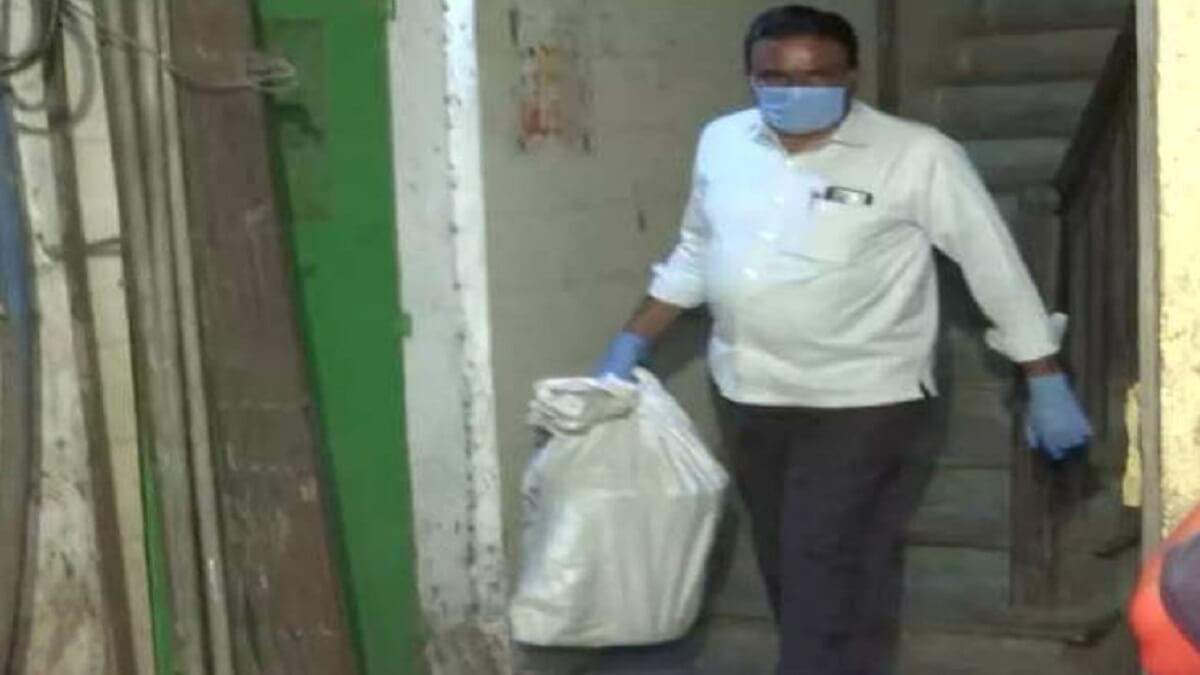 Mysterious murder in Mumbai: Woman's body found in plastic bag at Mumbai's Lalbagh