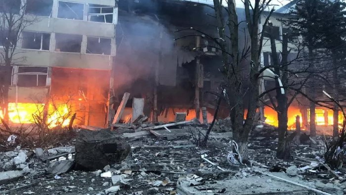 Russia's massive missile attack on Ukraine: 6 civilians killed, Many injured