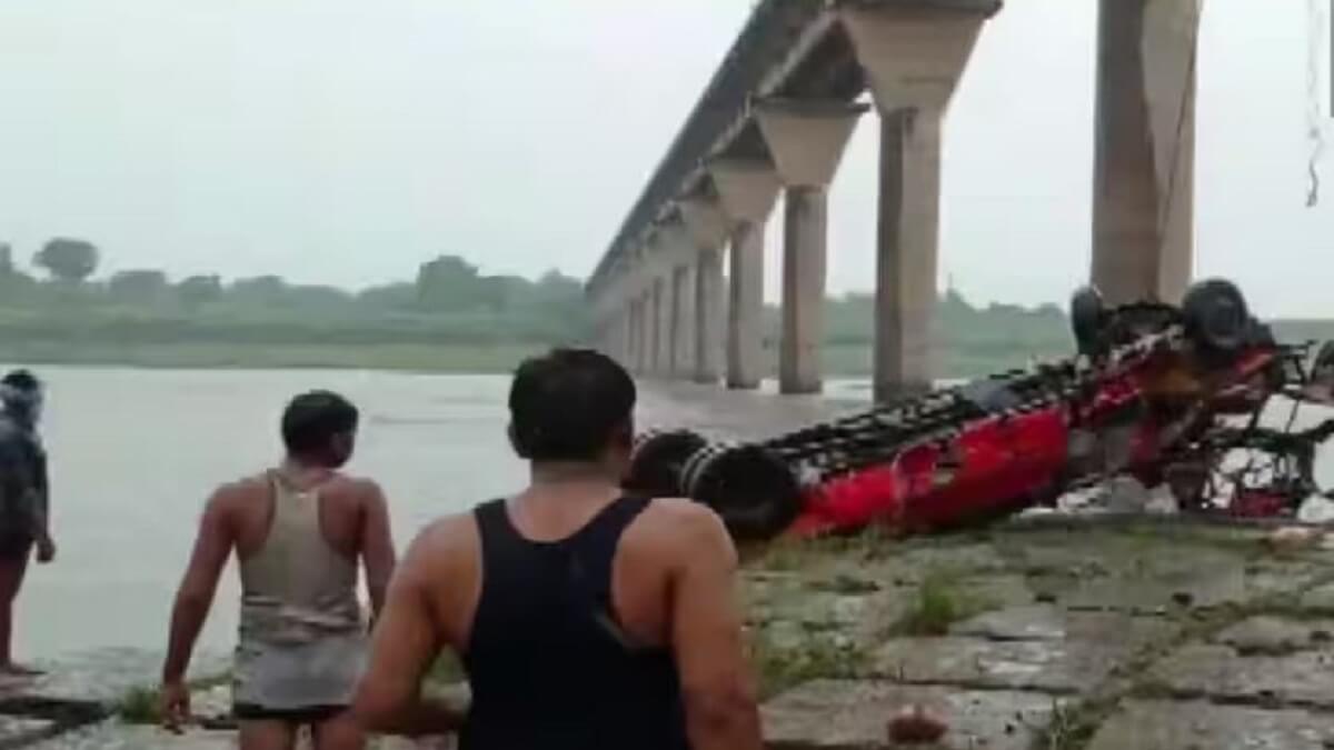 Bus Accident: 15 killed, 25 injured after bus falls from bridge