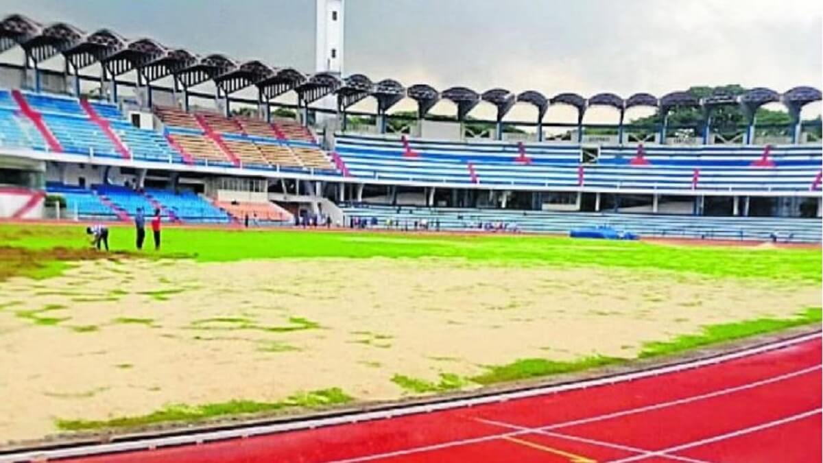 Karnataka CM swearing-in ceremony: Stop Preparations at Kanteerava stadium